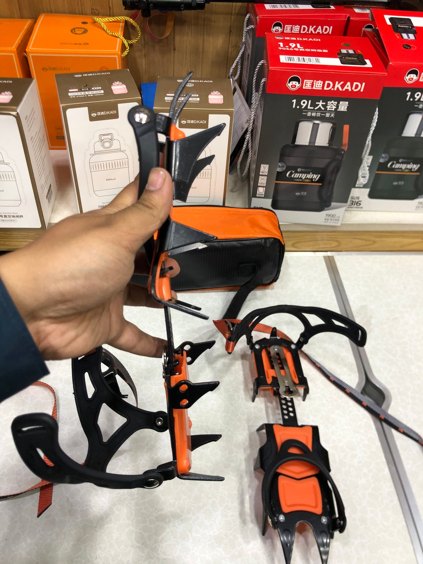 Professional Outdoor 12 Teeth Ice Grippers - Crampons