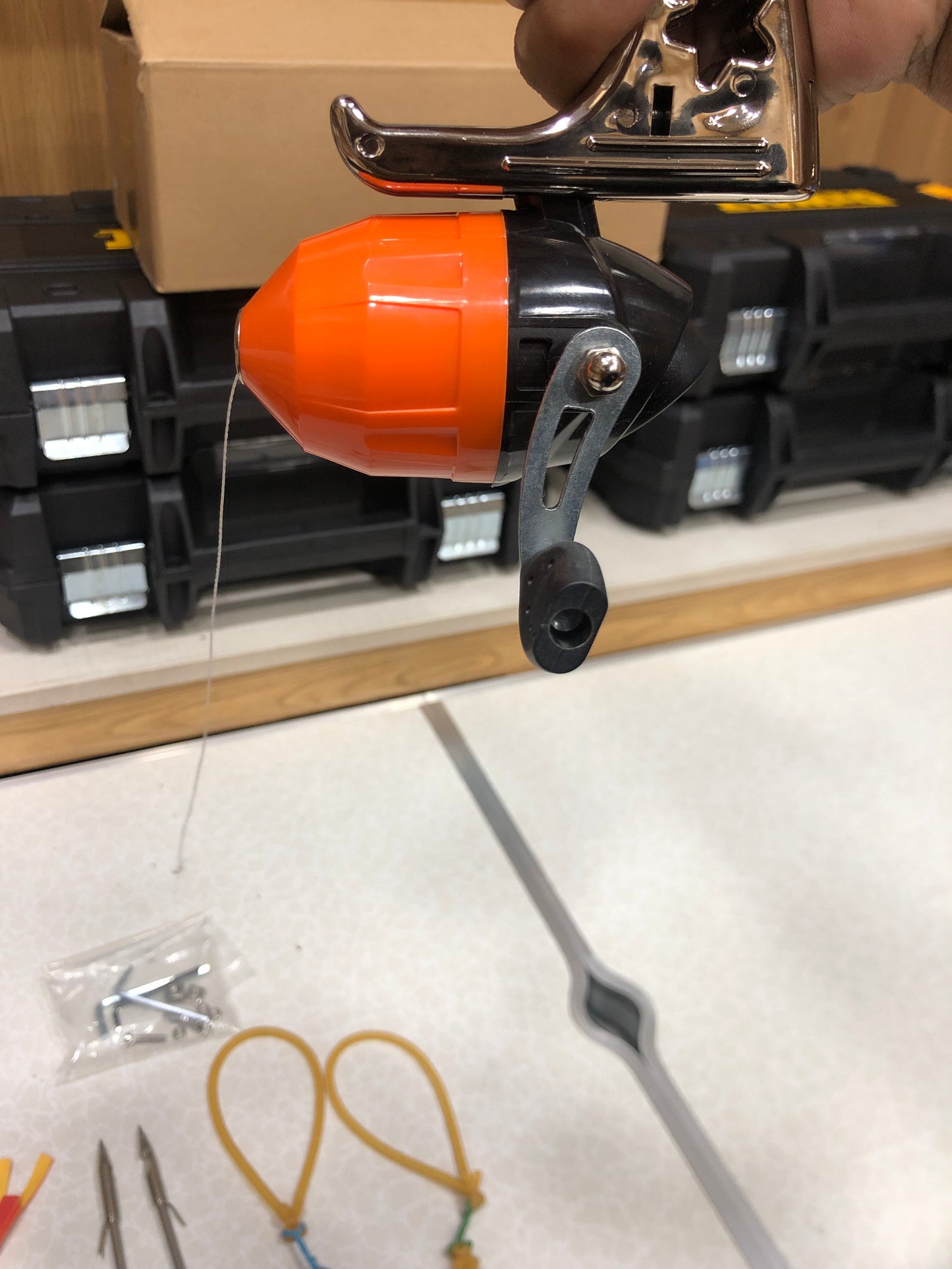 Metal Bow Head Catapult Slingshot with Fishing Reels for Outdoor Hunting