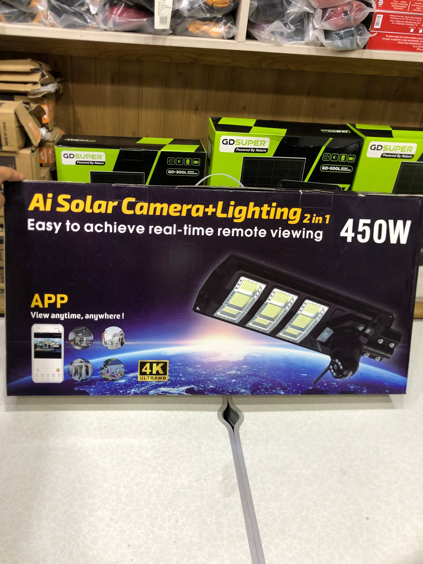 450W Solar Street Light With 4K HD Recording CCTV Camera