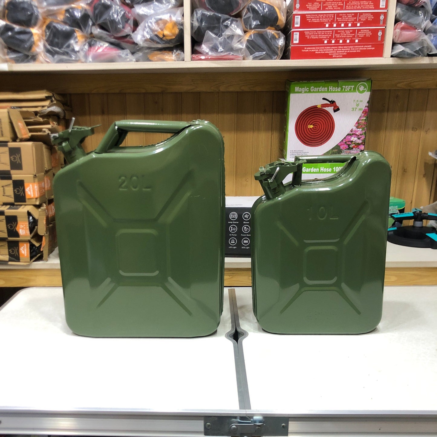 Portable Jerry Can 10L / 20L Capacity, Emergency Fuel Container