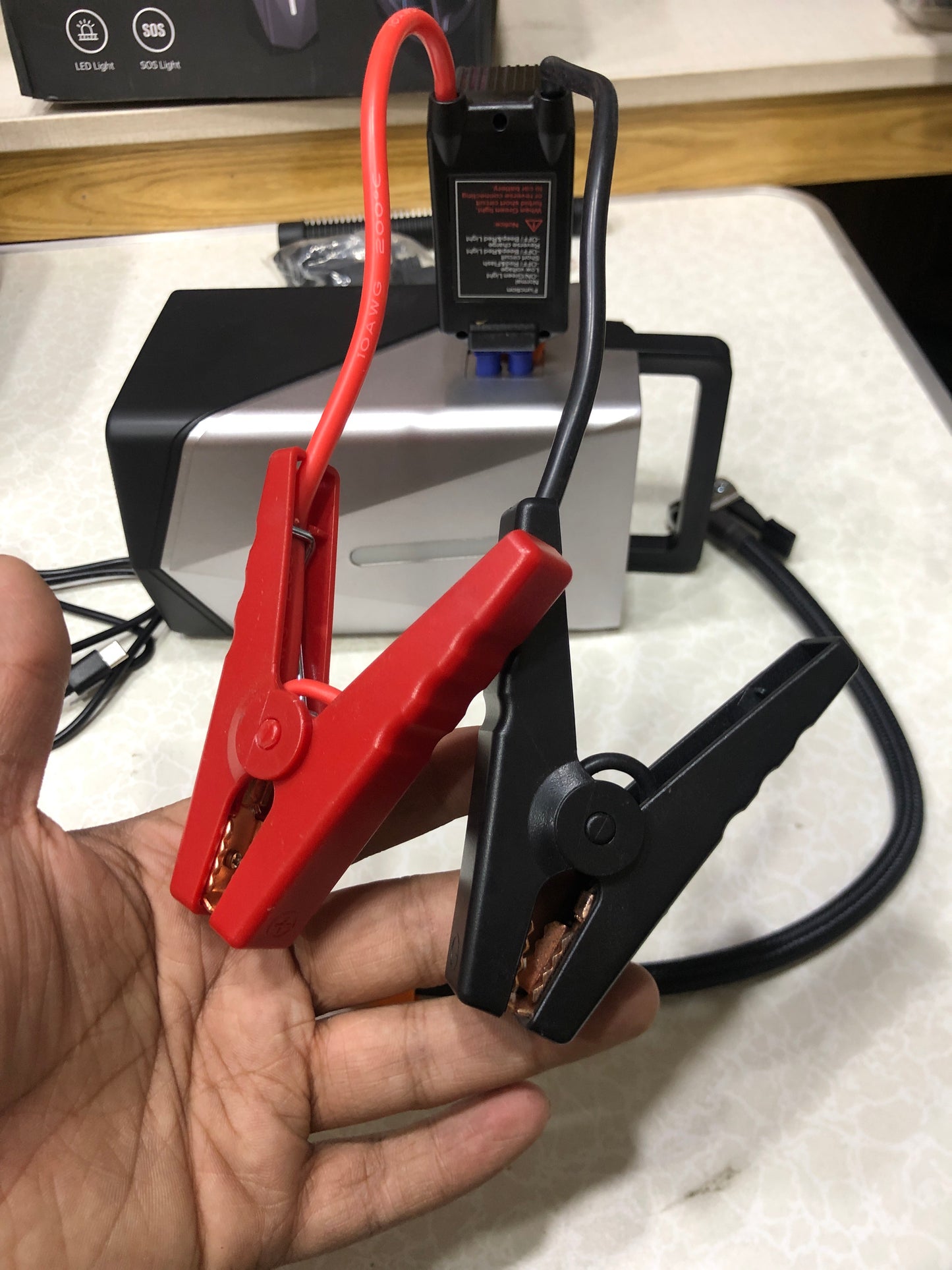 Potable 6 In 1 Jump Starter+Air Compressor & Powerbank GF01