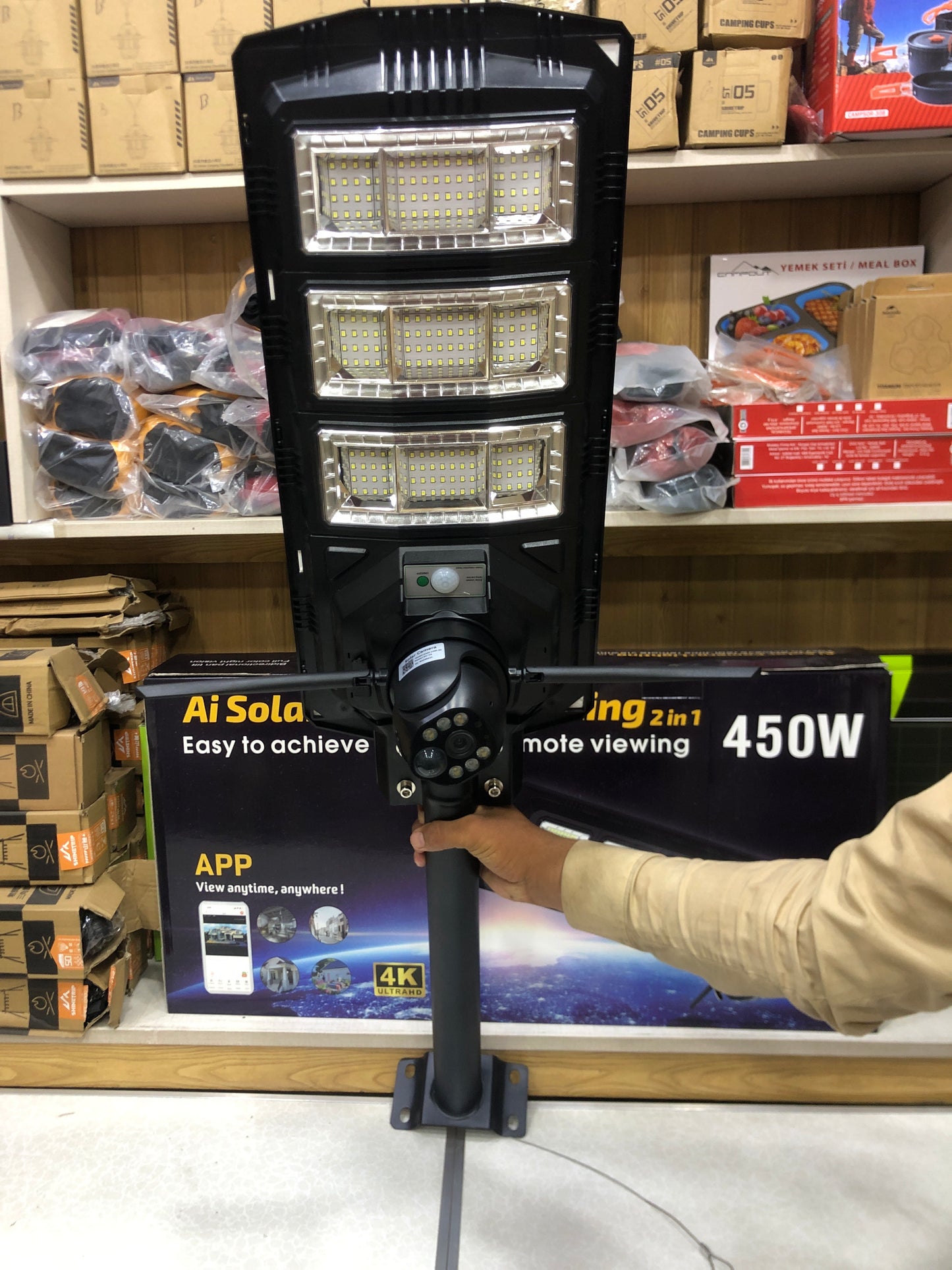 450W Solar Street Light With 4K HD Recording CCTV Camera