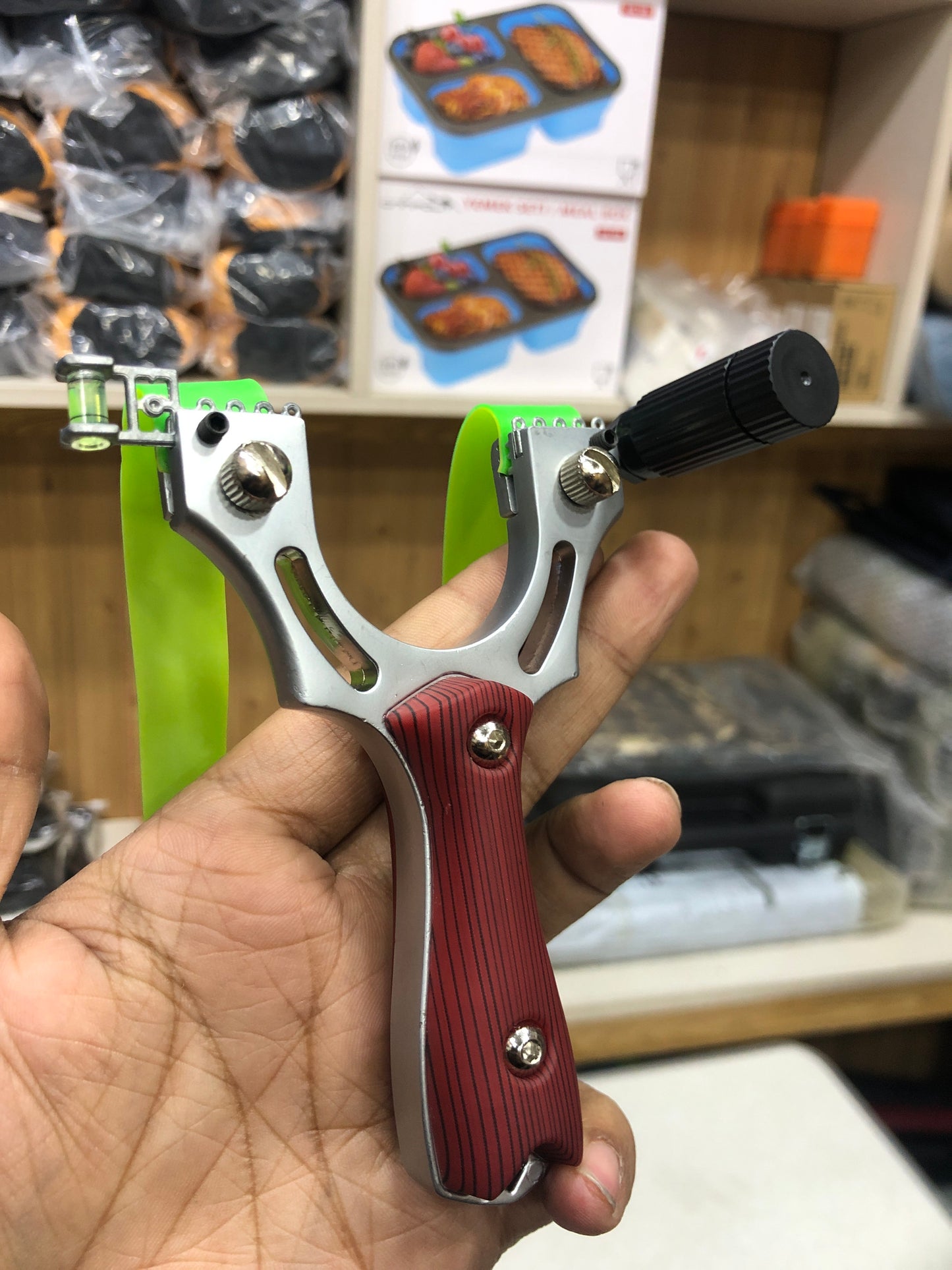 Paladin Flat Skin Slingshot Straight Plate