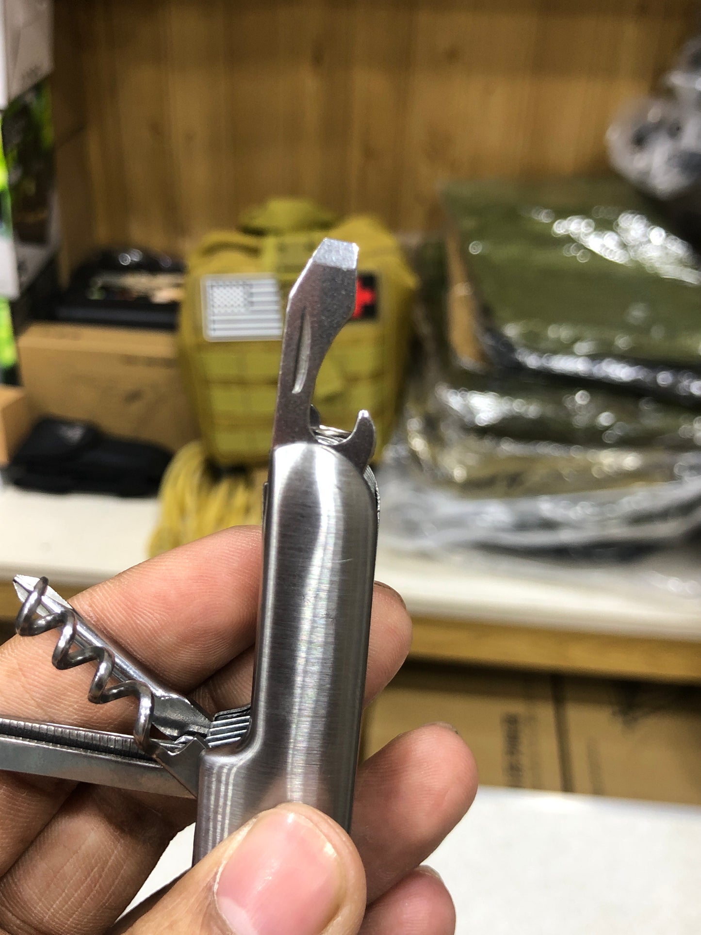 Swiss 11 in 1 Pocket Emergency Multitool