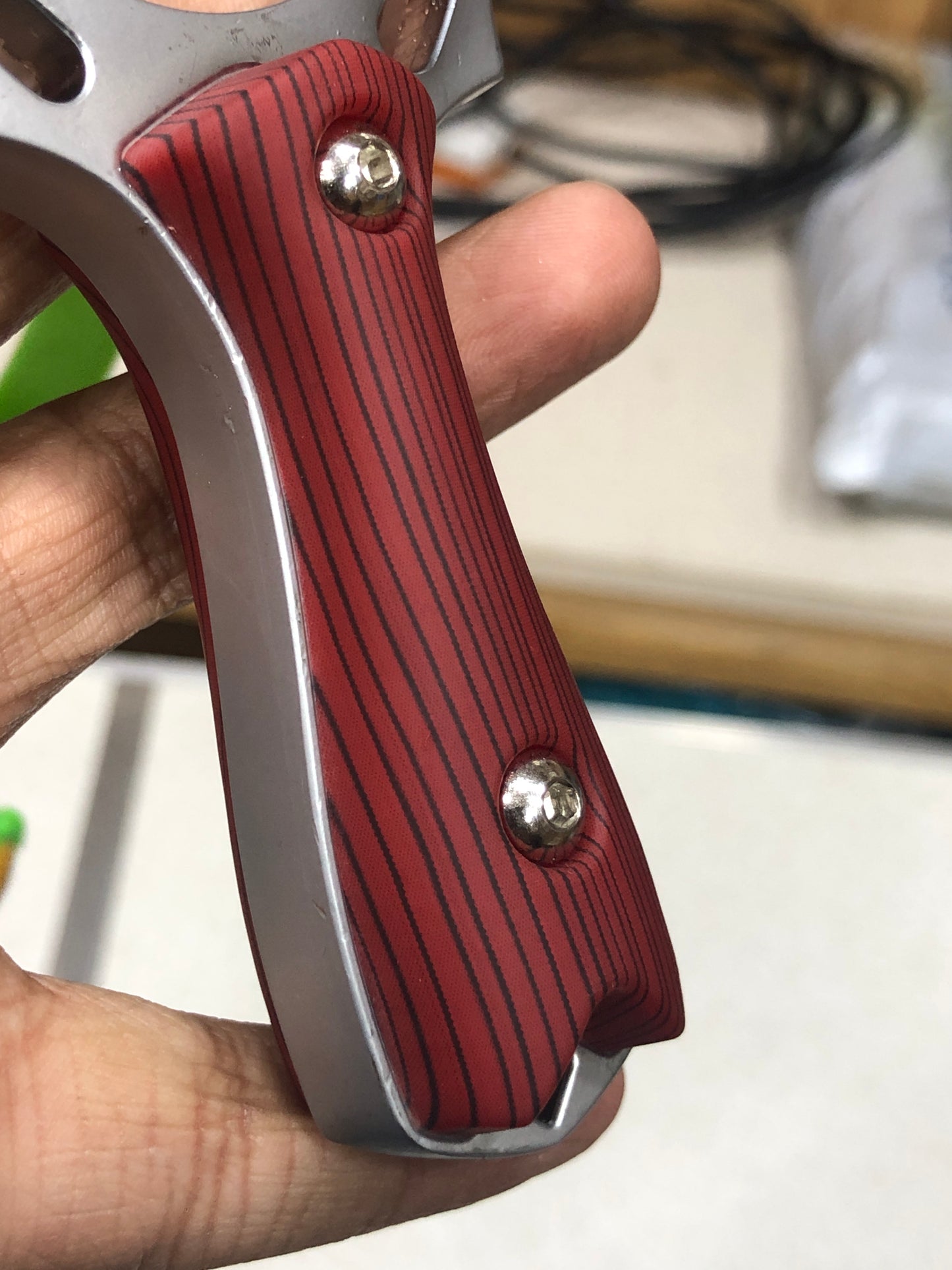 Paladin Flat Skin Slingshot Straight Plate