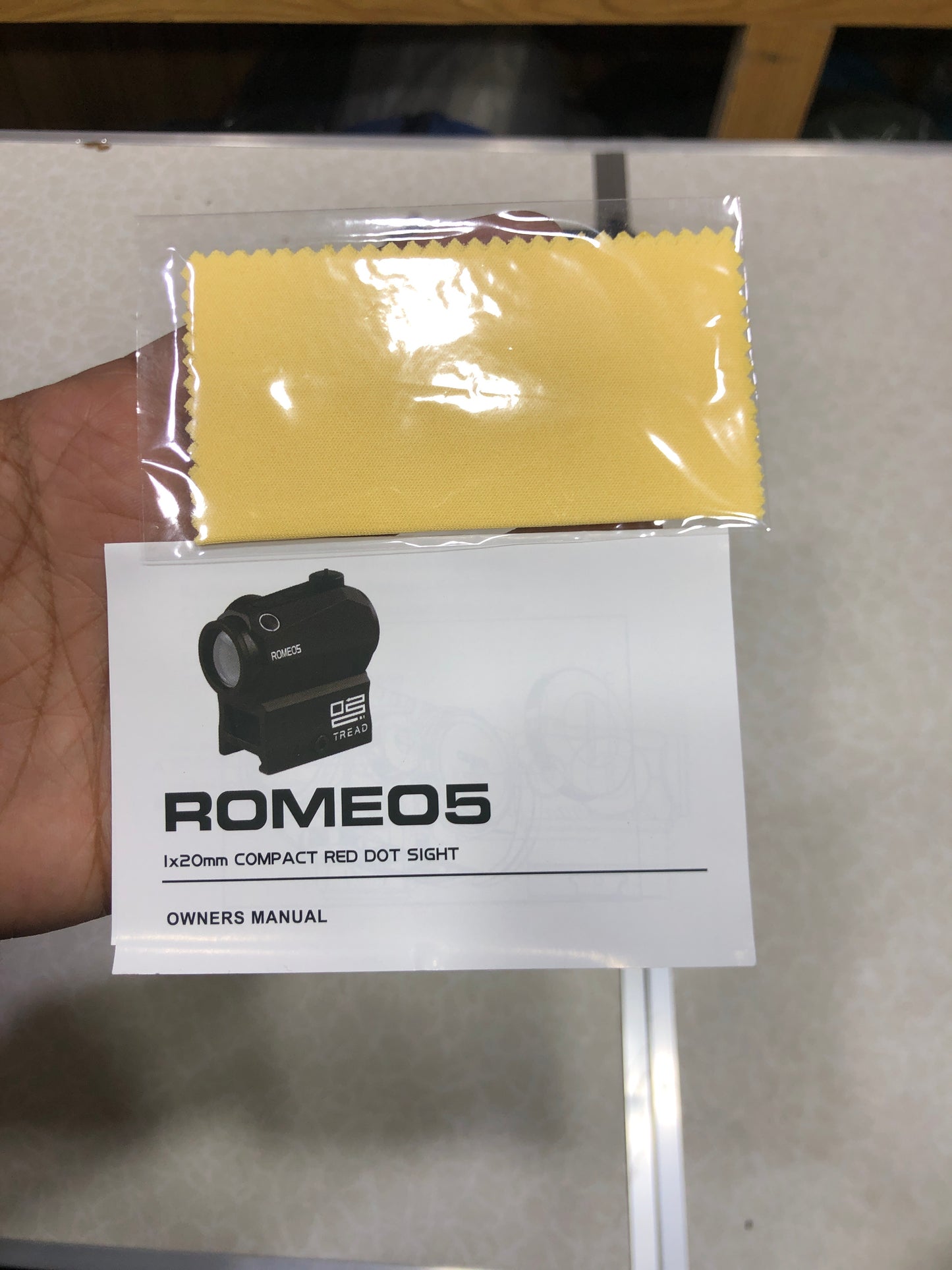 SIG SAUER Romeo5 1x20mm Tread Closed Red Dot Sight