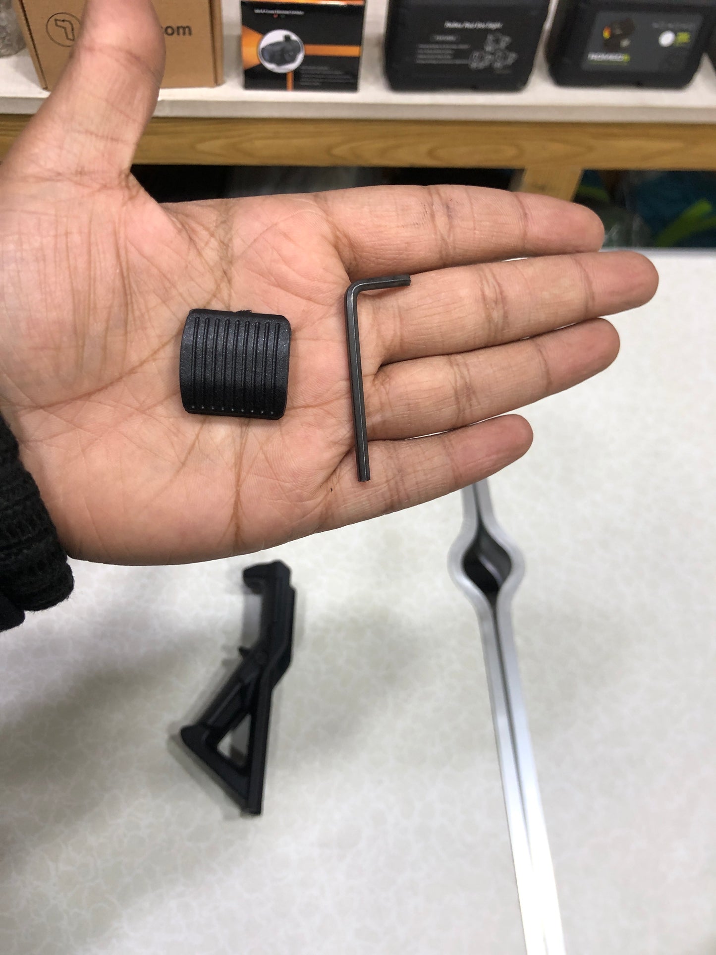 Angled Foregrip Weapon Handle for Weavers (20-23 mm) Black