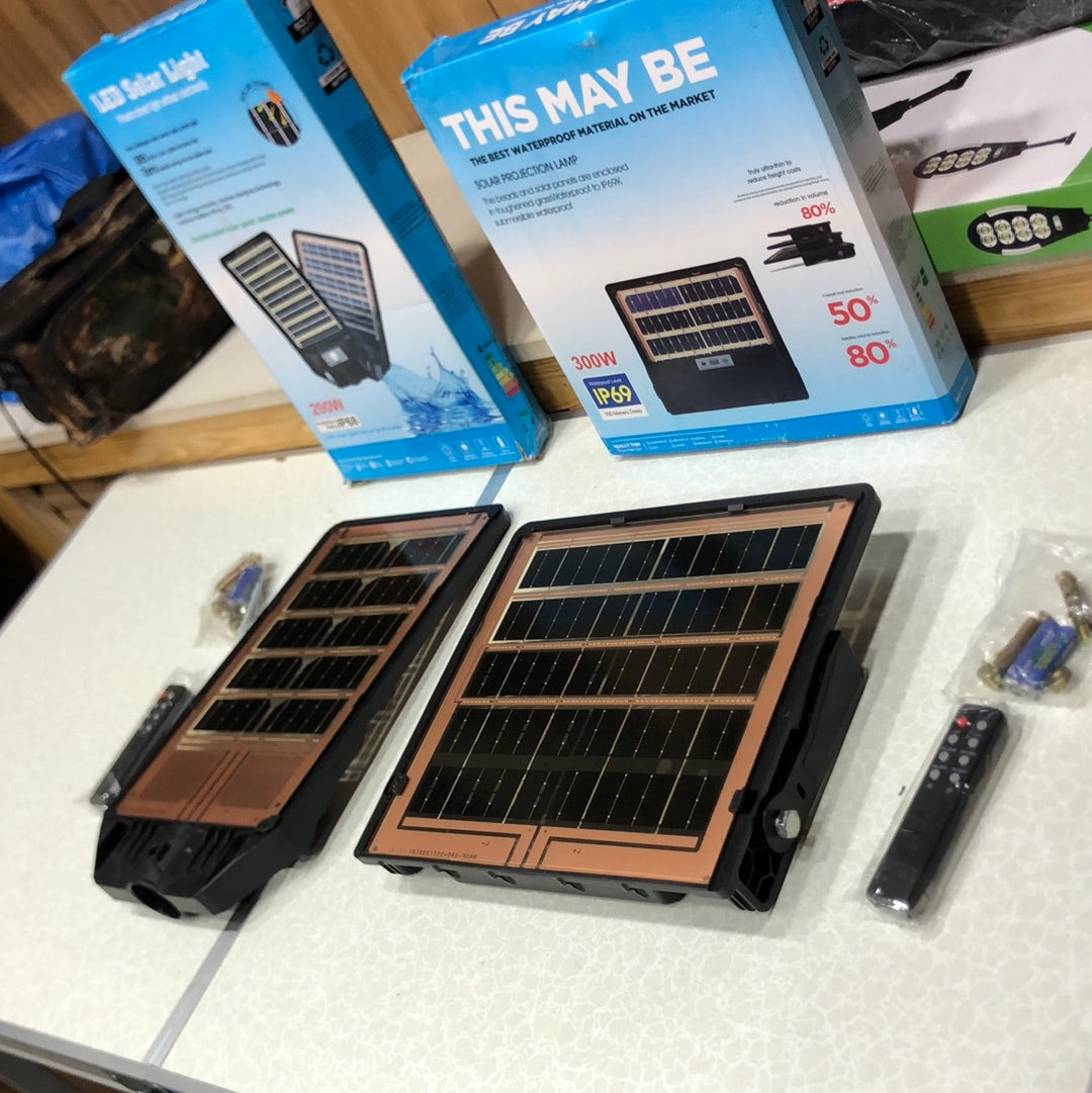 300W/200W New double side solar panel Design Solar Floodlight Outdoor