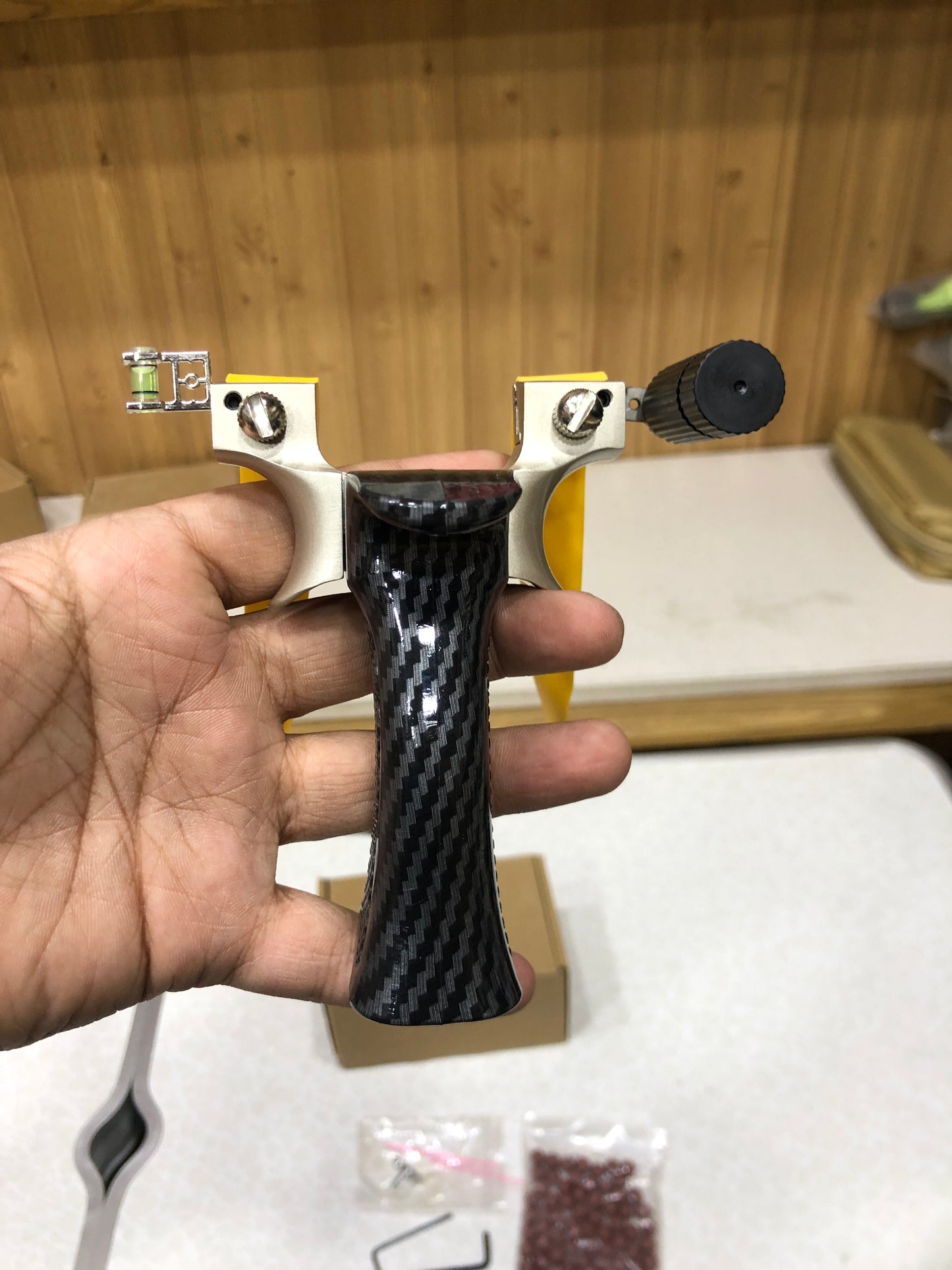 New Carbon Fiber Slingshot With Laser Sight