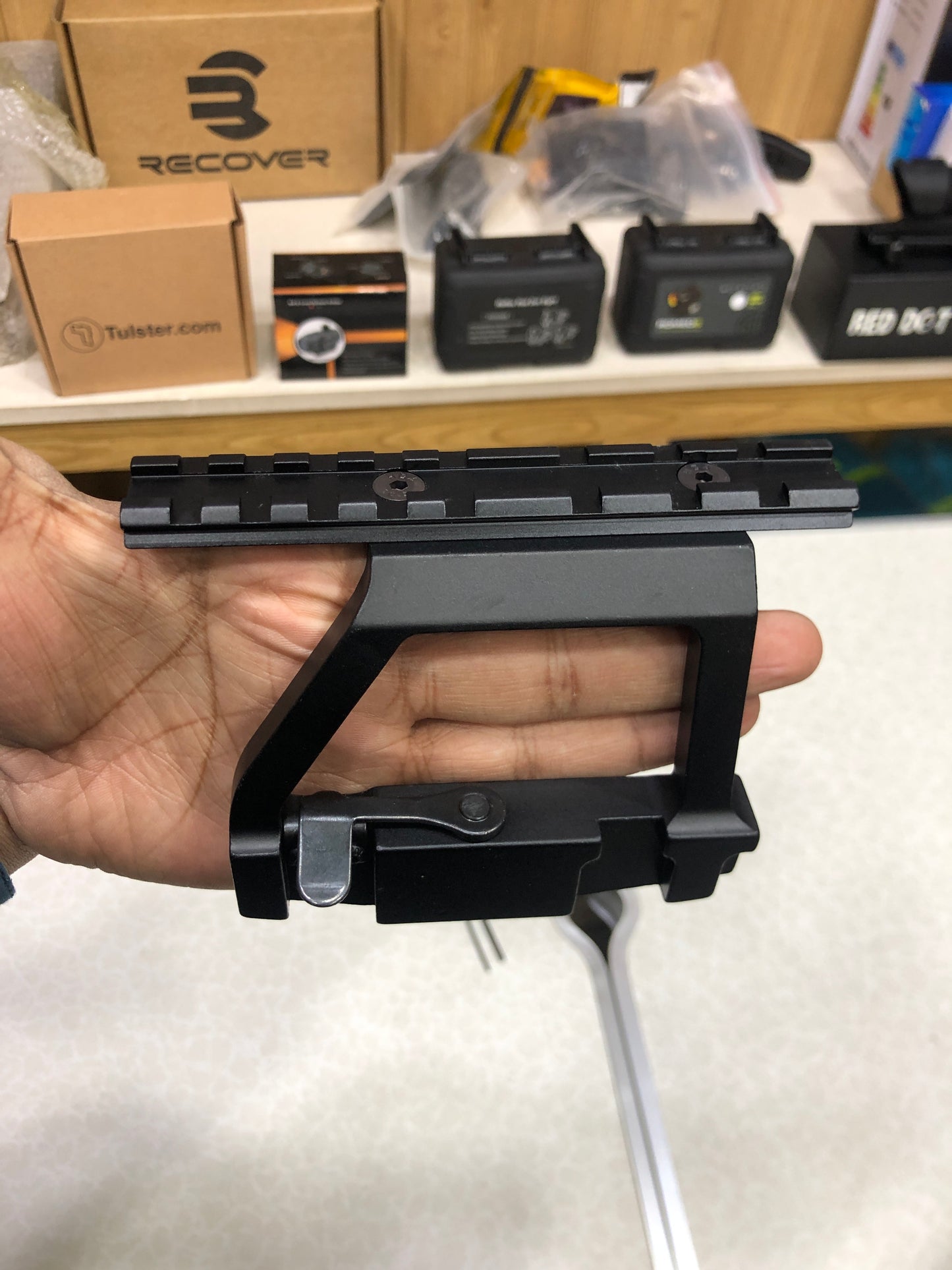 Tactical Metal Top Rail Mount
