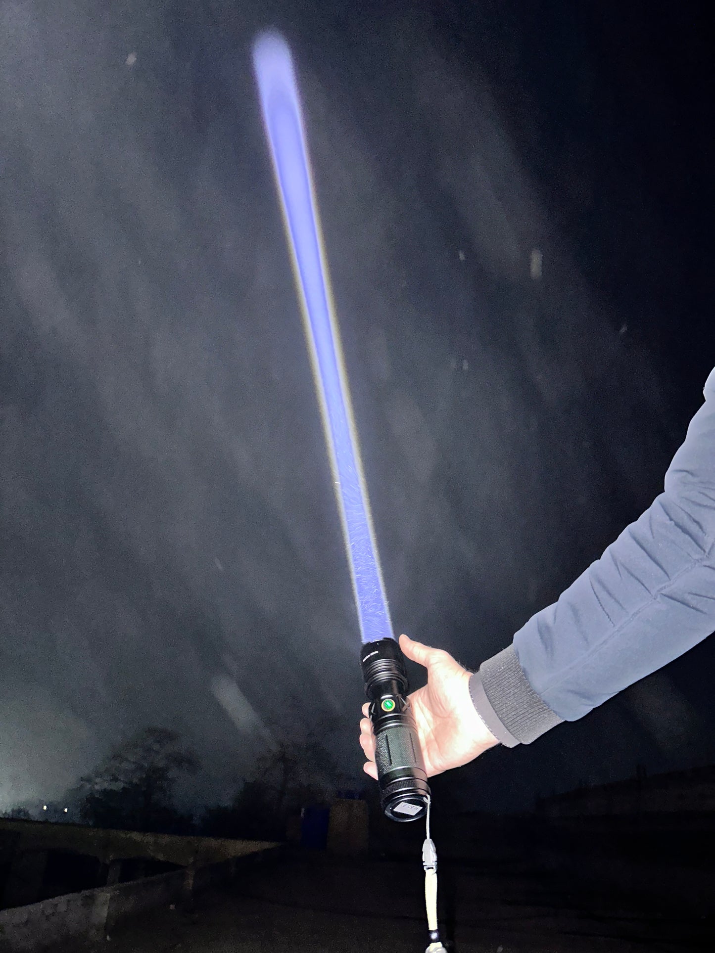 TG P90 Super Bright Rechargable Torch