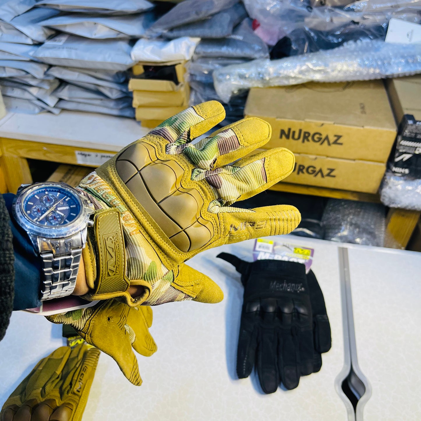 New Mechanix M-Pact Tactical Knuckle Protection Full Gloves – Touchscreen Compatible