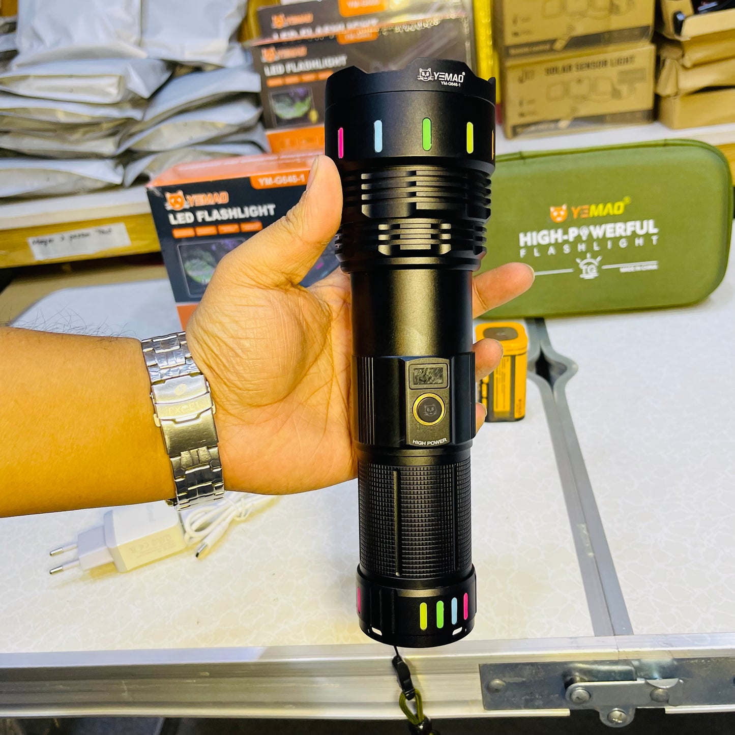 HIGH-POWER WHITE LASER LONG RANGE FLASHLIGHT YM-G646-1