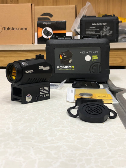 SIG SAUER Romeo5 1x20mm Tread Closed Red Dot Sight