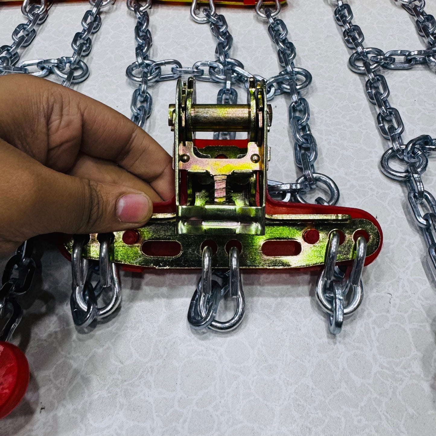 8Pcs Stainless Steel Anti-Slip/Anti-Skid Snow Chains For Car Tyres