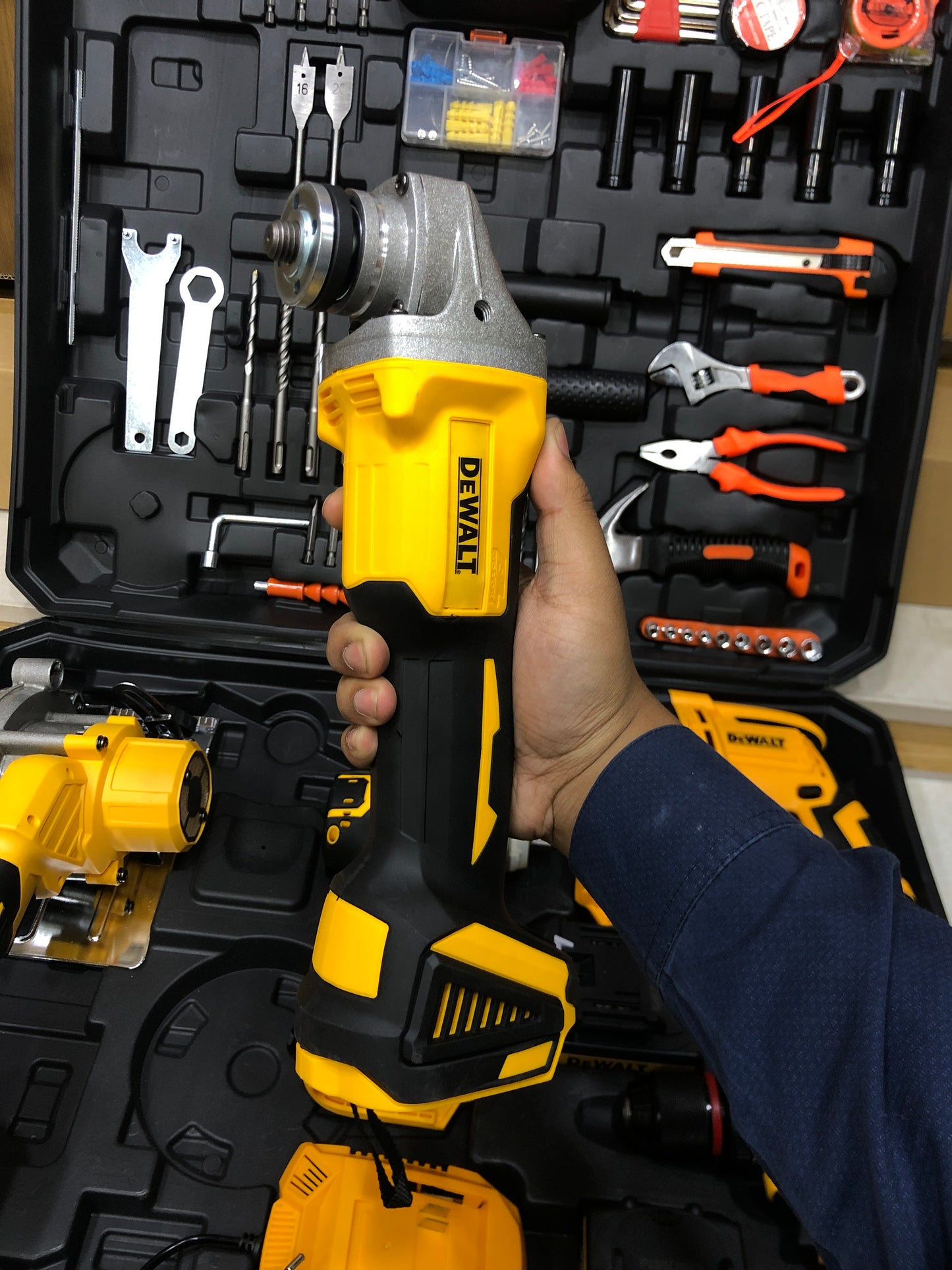 DEWALT 5Pcs Multi-Functional Power Tool Set 98V
