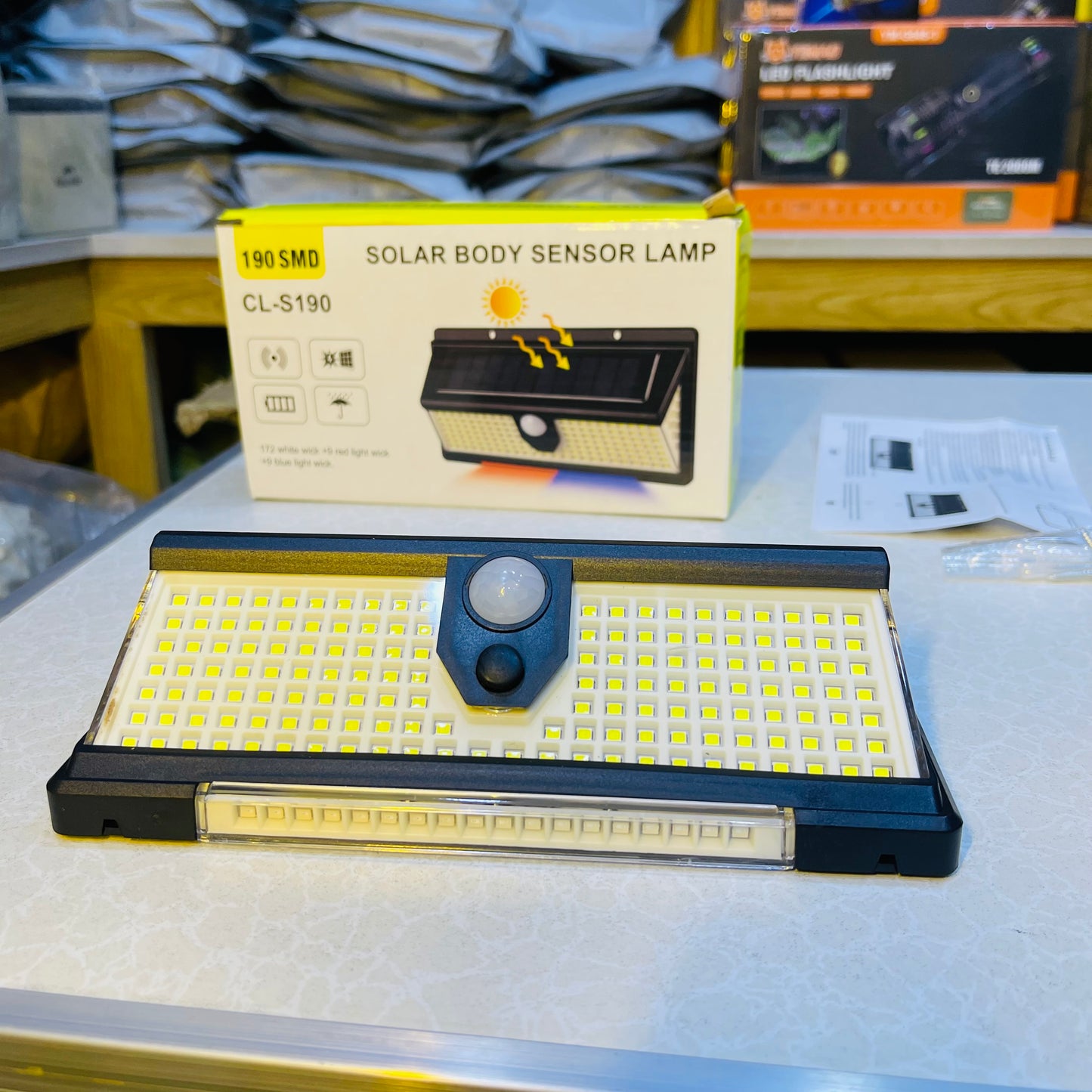 190 LED Outdoor Decoration Solar Wall Lamp With PIR Motion Sensor CL-S190