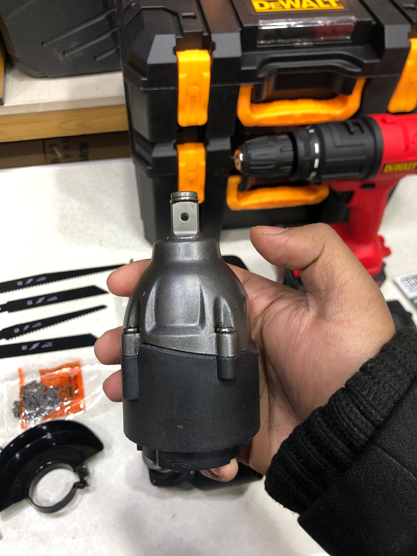 DeWalt 5 in 1 High Powered Multifunctional Tool Kit