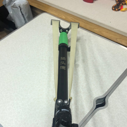 Powerful Outdoor Distance Shooting Laser Bow Hunting Slingshot With 5Pcs Rubbers