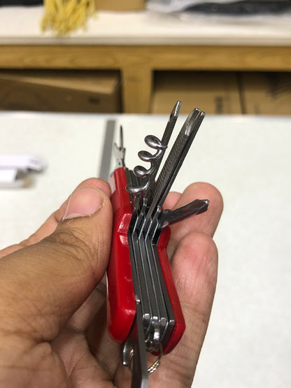 Swiss 11 in 1 Pocket Emergency Multitool
