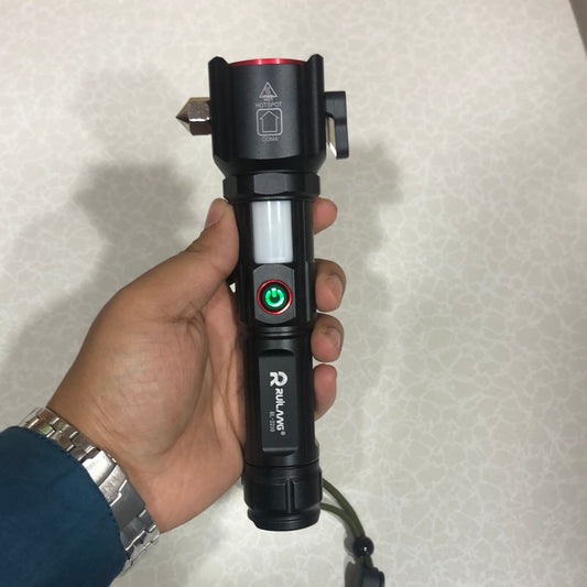 Multi-functional With Safety Hammer Flashlight