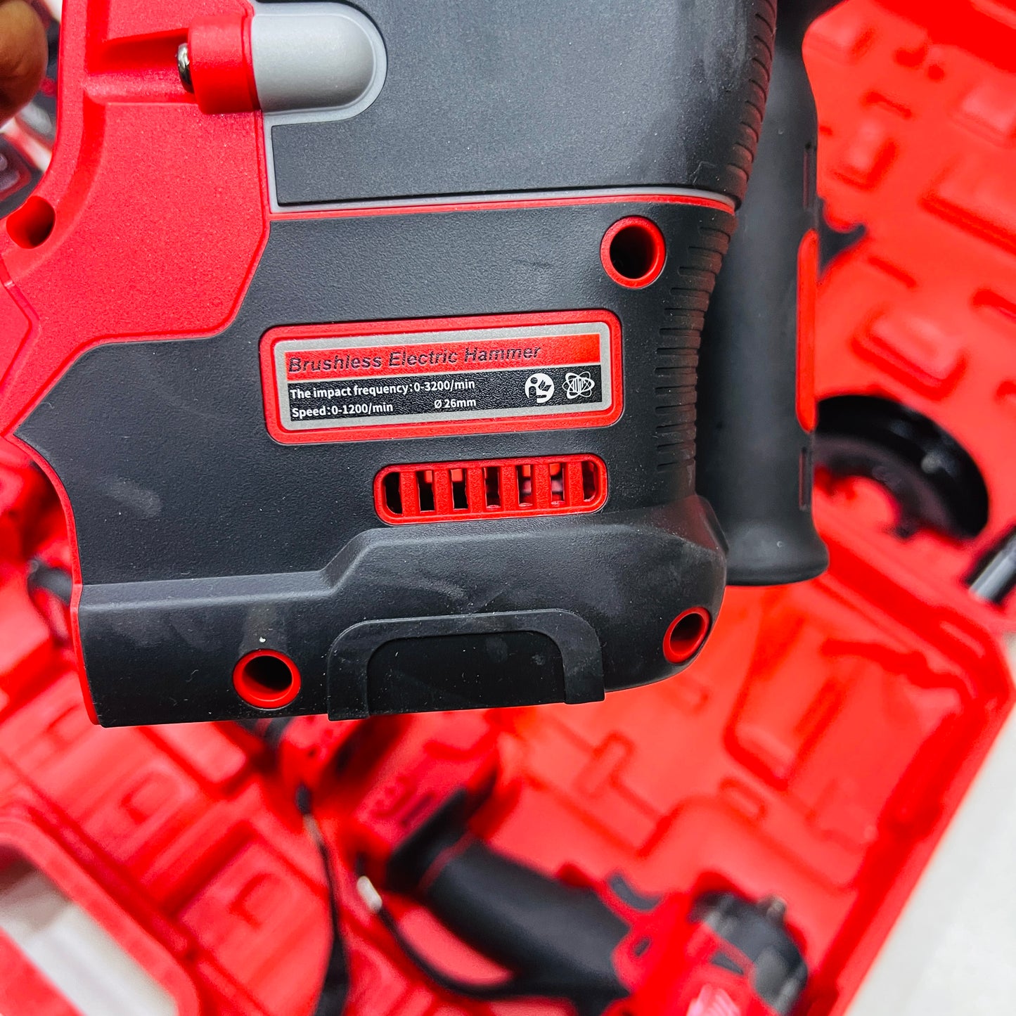 4pcs MILWAUKEE Premium Cordless & Brushless Power Tool Kit