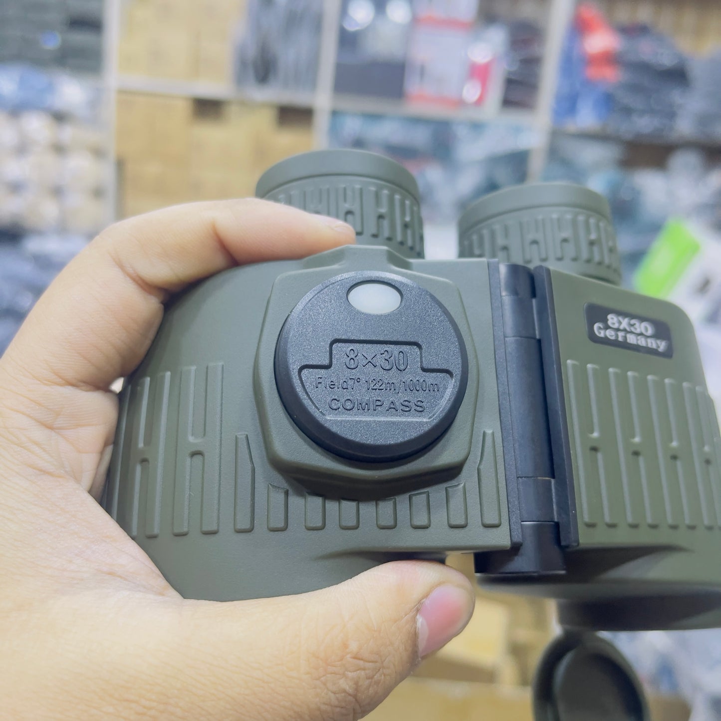 New High Quality 8x30 Compact Binocular With Built-in Compass