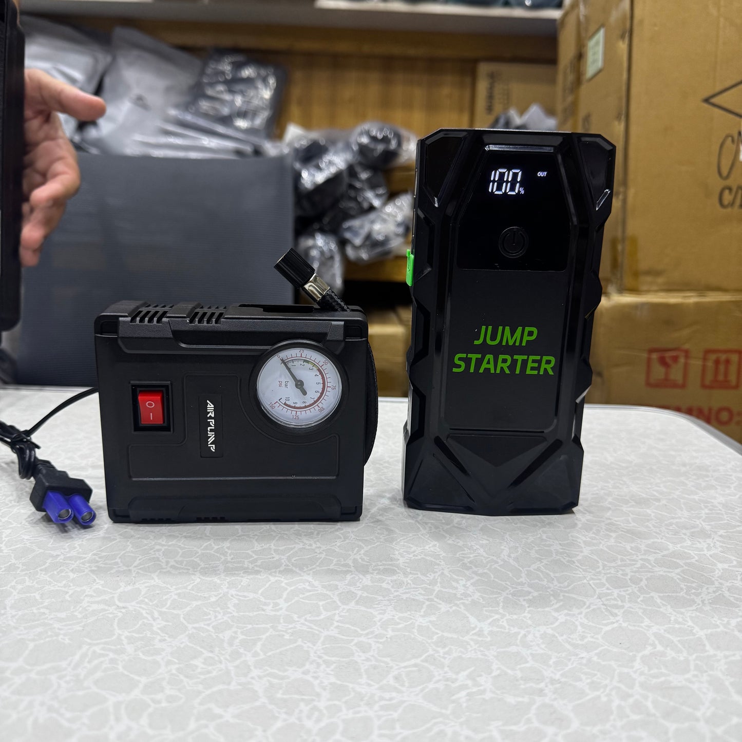 Portable Car Power Jump Starter + Power Banks Emergency Power Tool