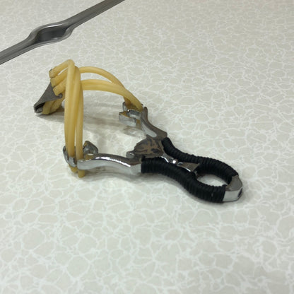 Hunting Slingshot With Rubber Band
