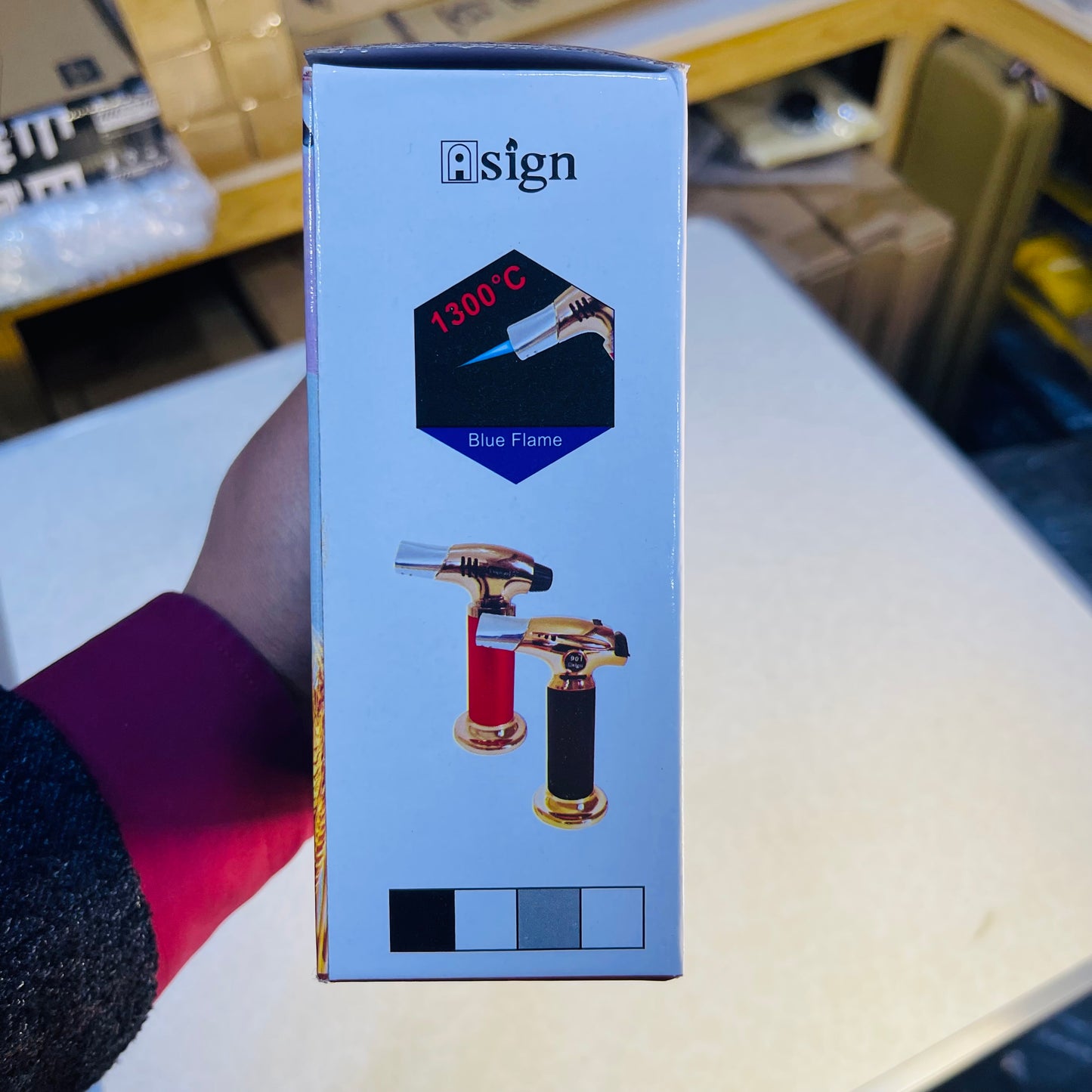 New 1300°c High Flame Premium Refillable Jet Lighter iSign 901