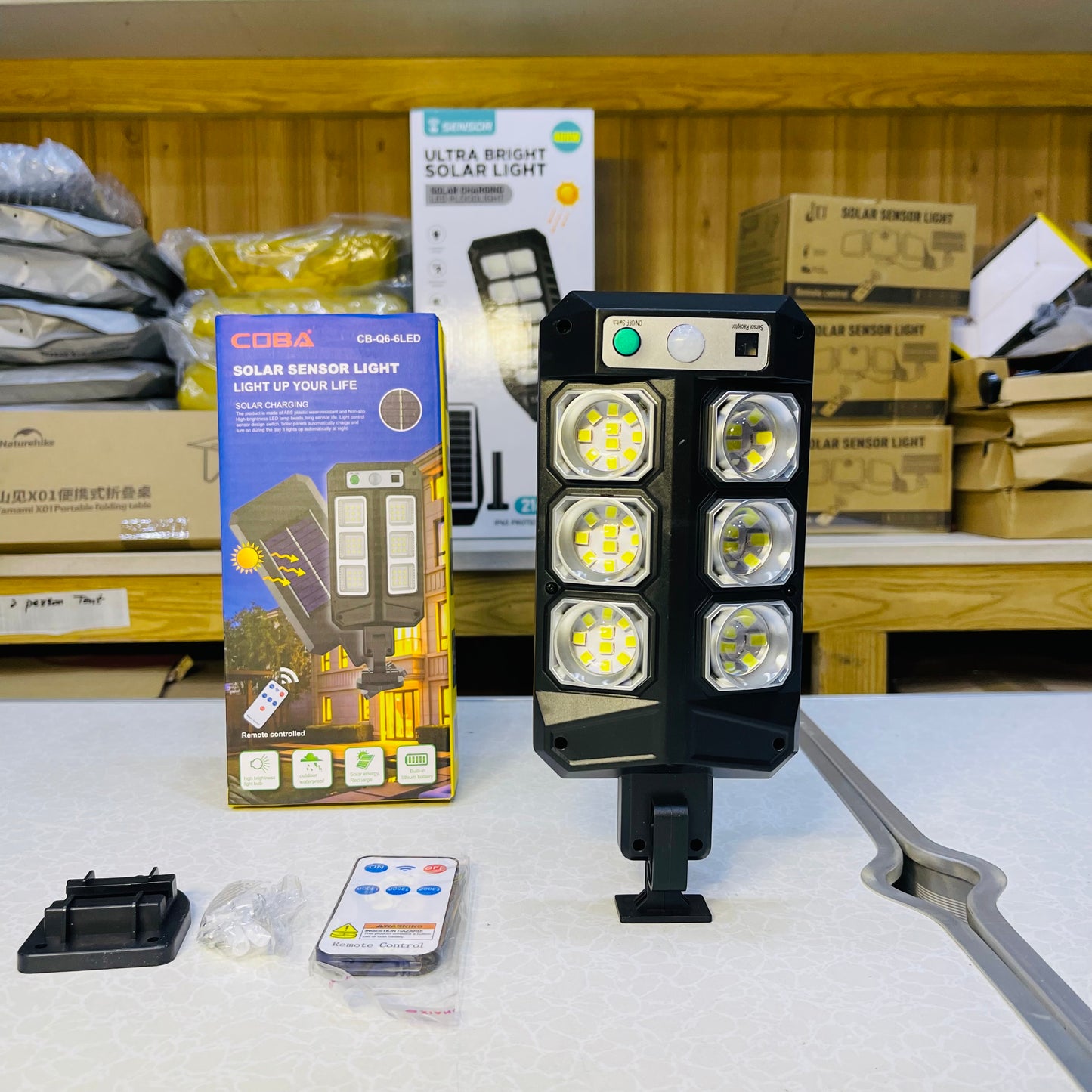 COBA 6 Led Solar Sensor Street Light CB-Q6