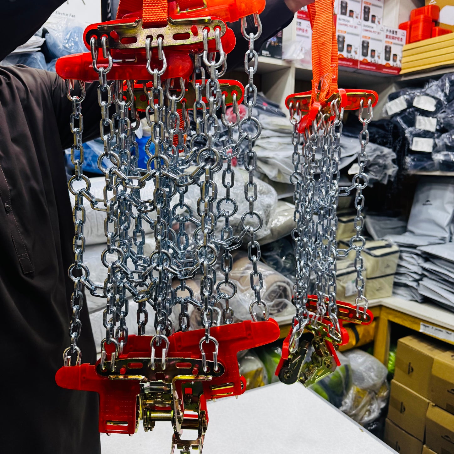 8Pcs Stainless Steel Anti-Slip/Anti-Skid Snow Chains For Car Tyres