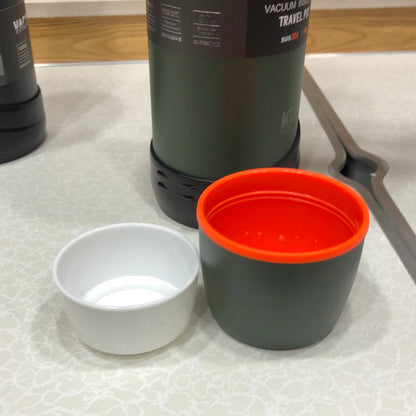 2L Travel Thermos Flask Outdoor Stainless Steel Thermos 12 Hours Working