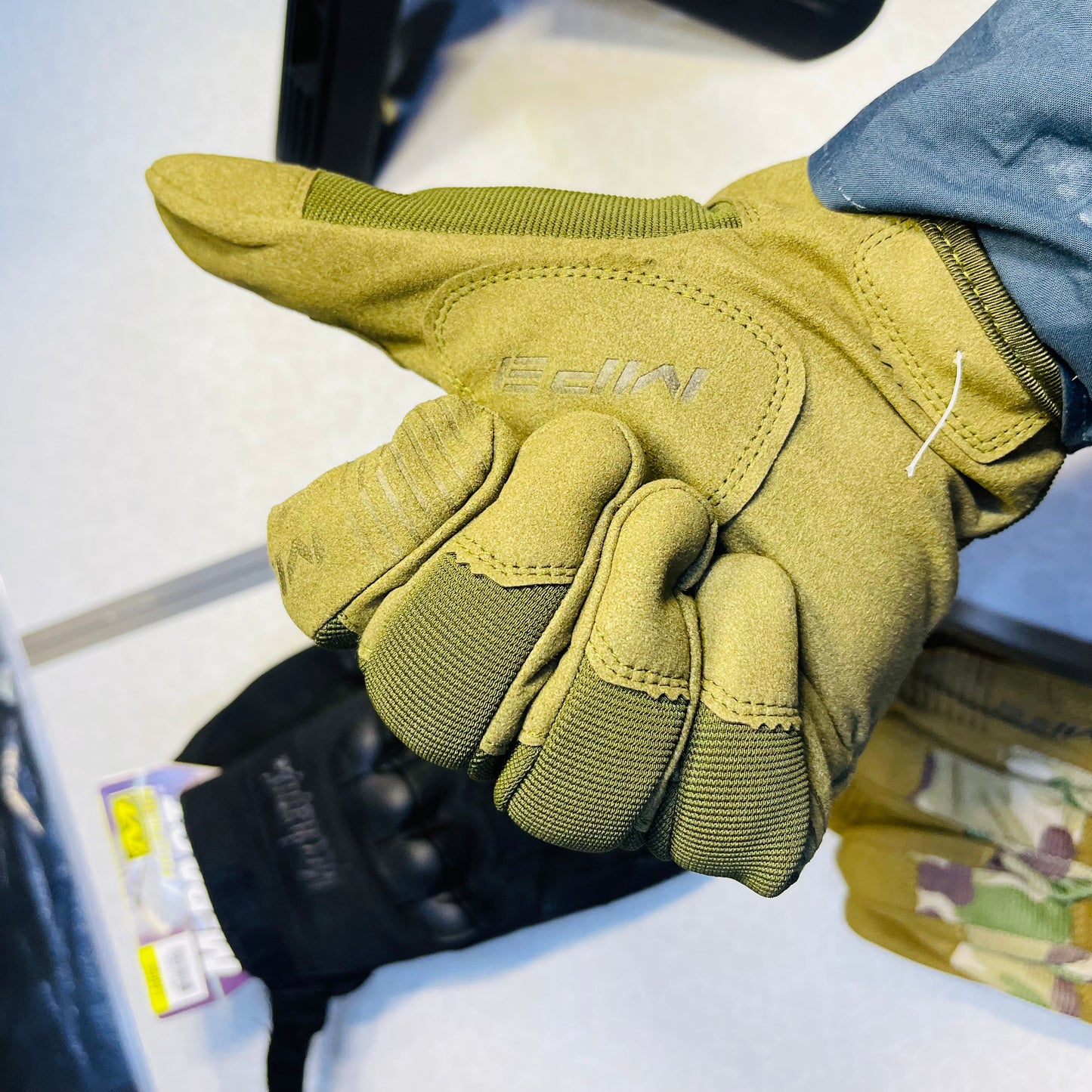 New Mechanix M-Pact Tactical Knuckle Protection Full Gloves – Touchscreen Compatible