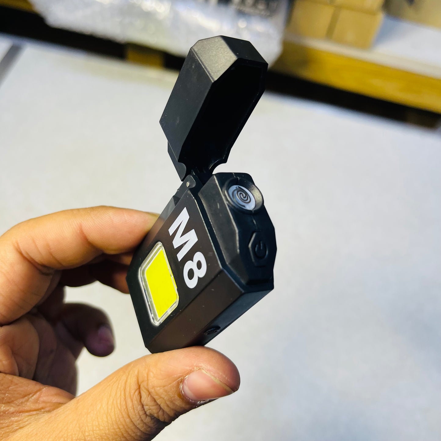 Lovers Multifunctional COB Lamp + Cigarette Lighter LV-6002