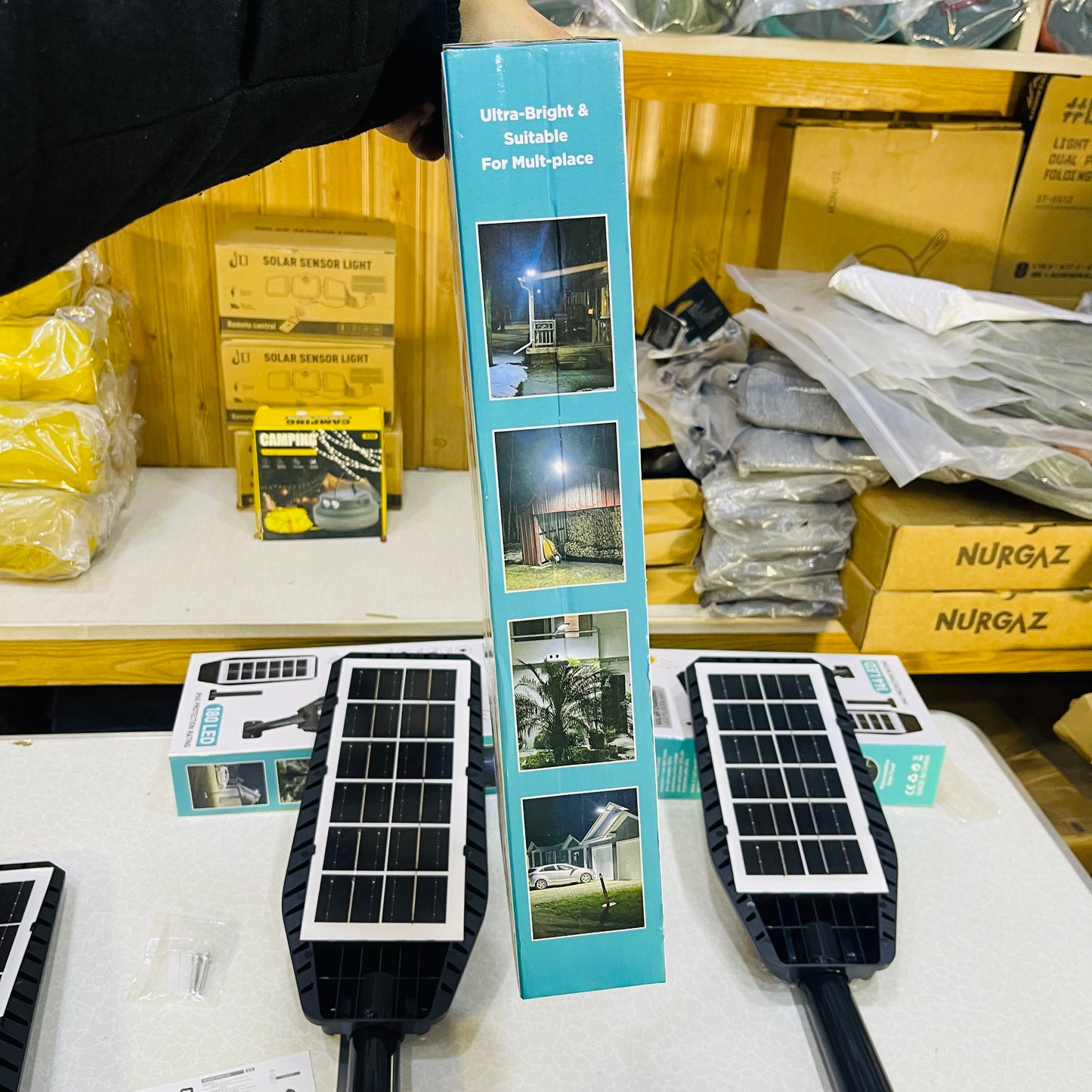 200W/300W/400W High-brightness Solar Powered Sensor Street lights