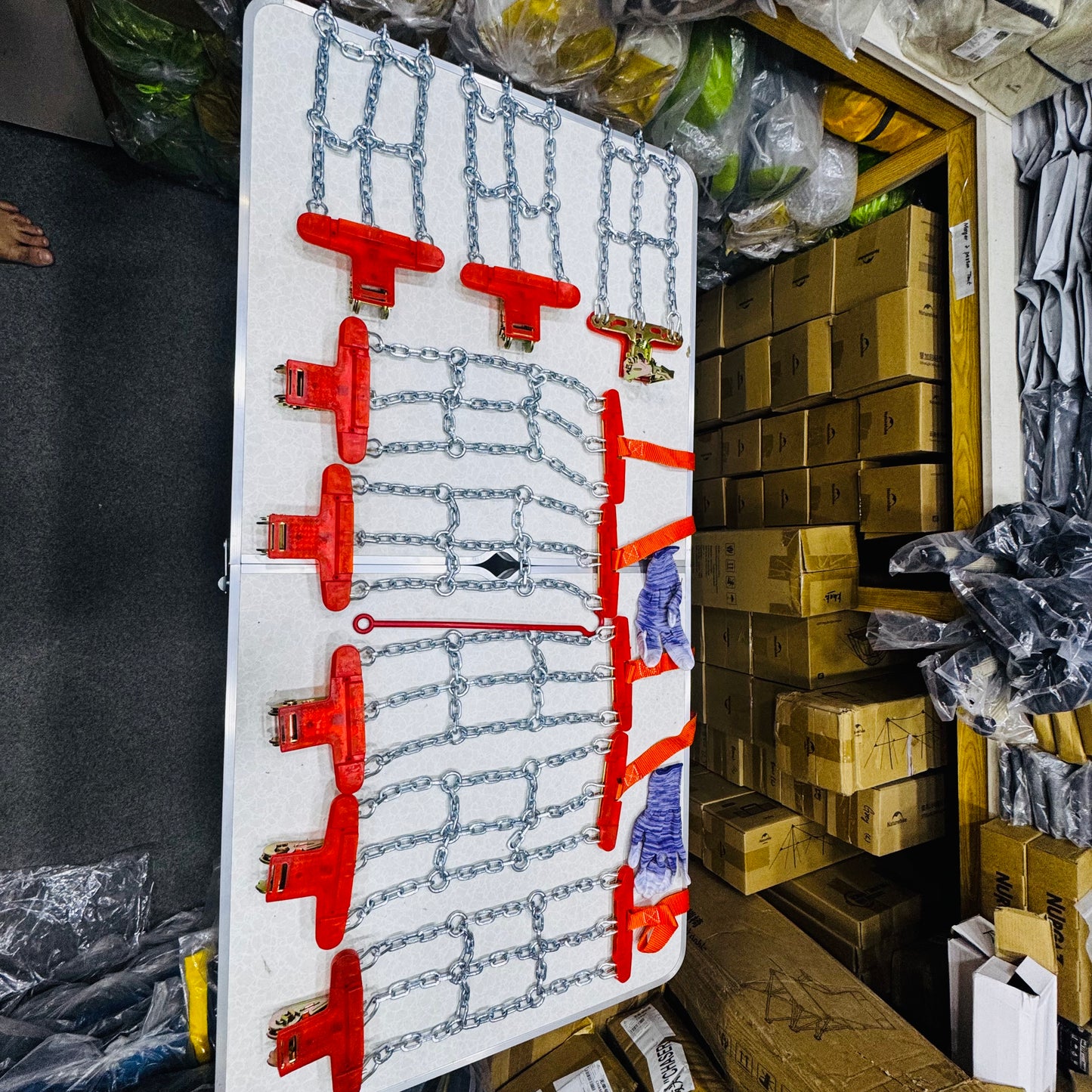 8Pcs Stainless Steel Anti-Slip/Anti-Skid Snow Chains For Car Tyres