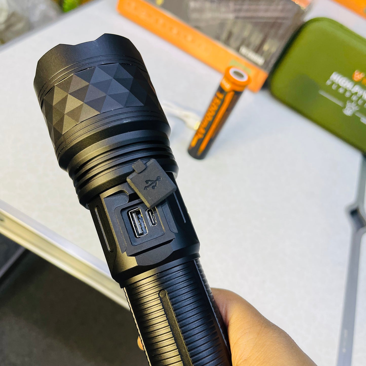 YEMAO HIGH-POWER WHITE LASER LONG RANGE FLASHLIGHT YM-G641