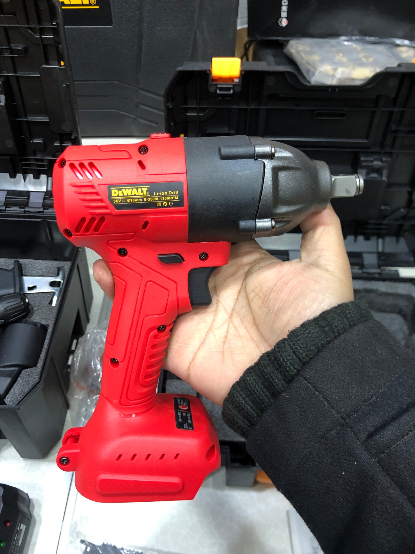 DeWalt 5 in 1 High Powered Multifunctional Tool Kit