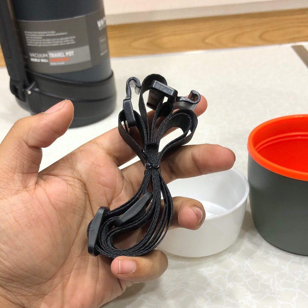 2.5L Travel Thermos Flask Outdoor Stainless Steel Thermos 12 Hours Working