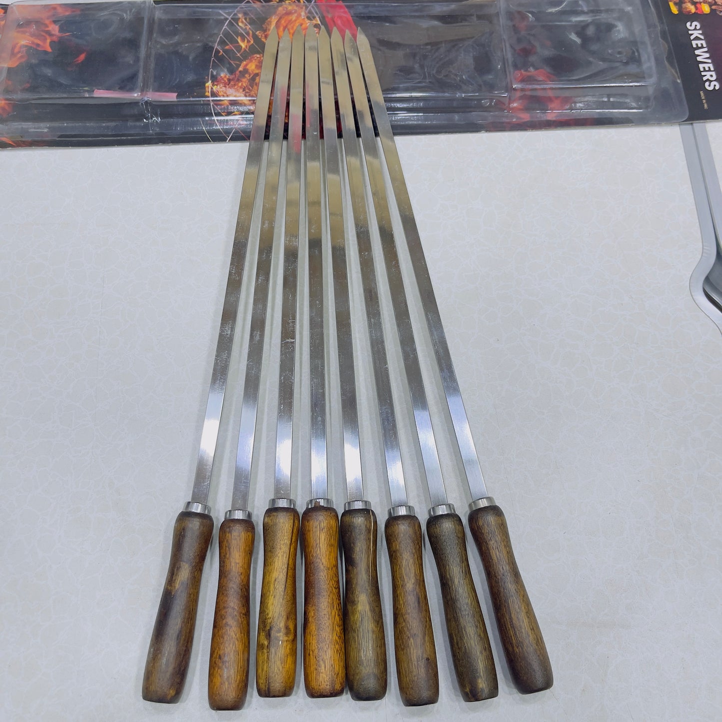 8Pcs Thickened Stainless Seel Reusable Anti Scalding BBQ Skewer With Wooden Handle