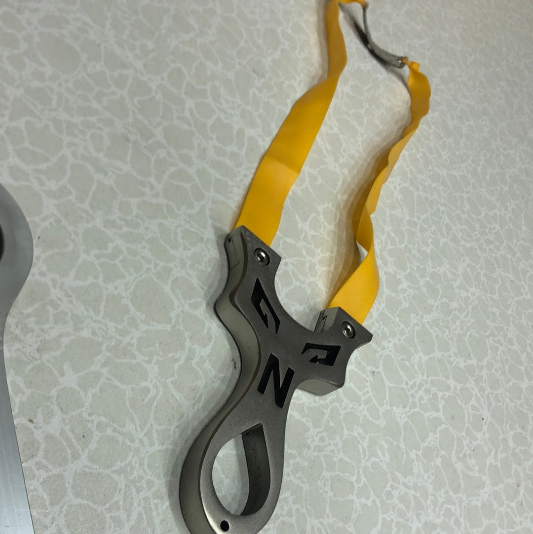 High Quality Metal Alloy N Type Slingshot