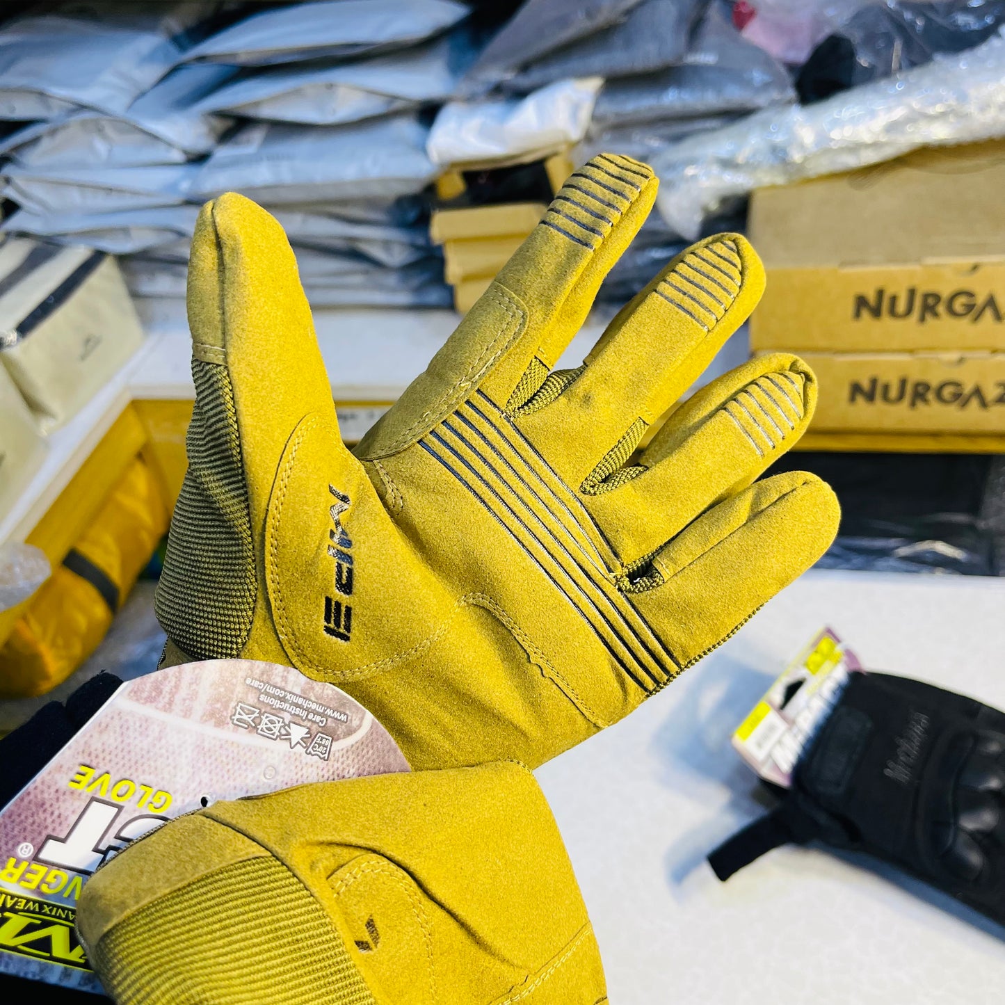 New Mechanix M-Pact Tactical Knuckle Protection Full Gloves – Touchscreen Compatible