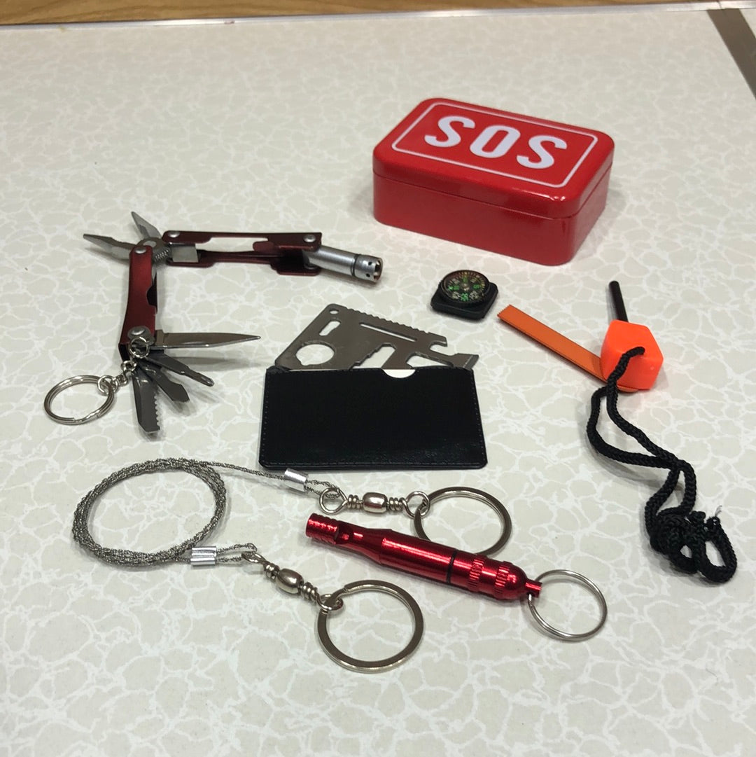 6 in 1 Pockt Size Multifunctional SOS Kit