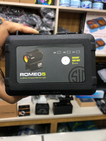 SIG SAUER Romeo5 1x20mm Tread Closed Red Dot Sight