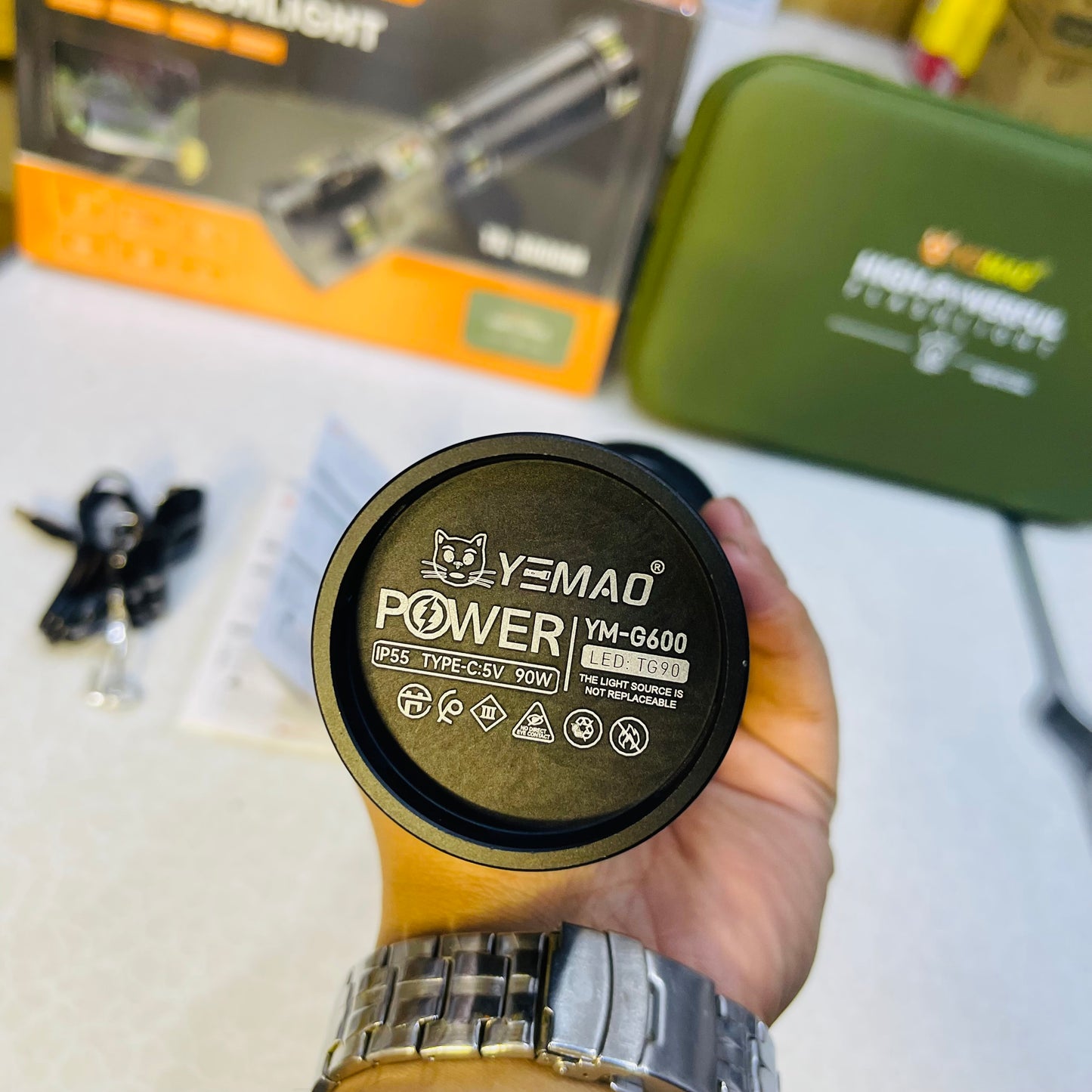 YEMAO ULTRA POWERFUL LONGRANGE FLASHLIGHT