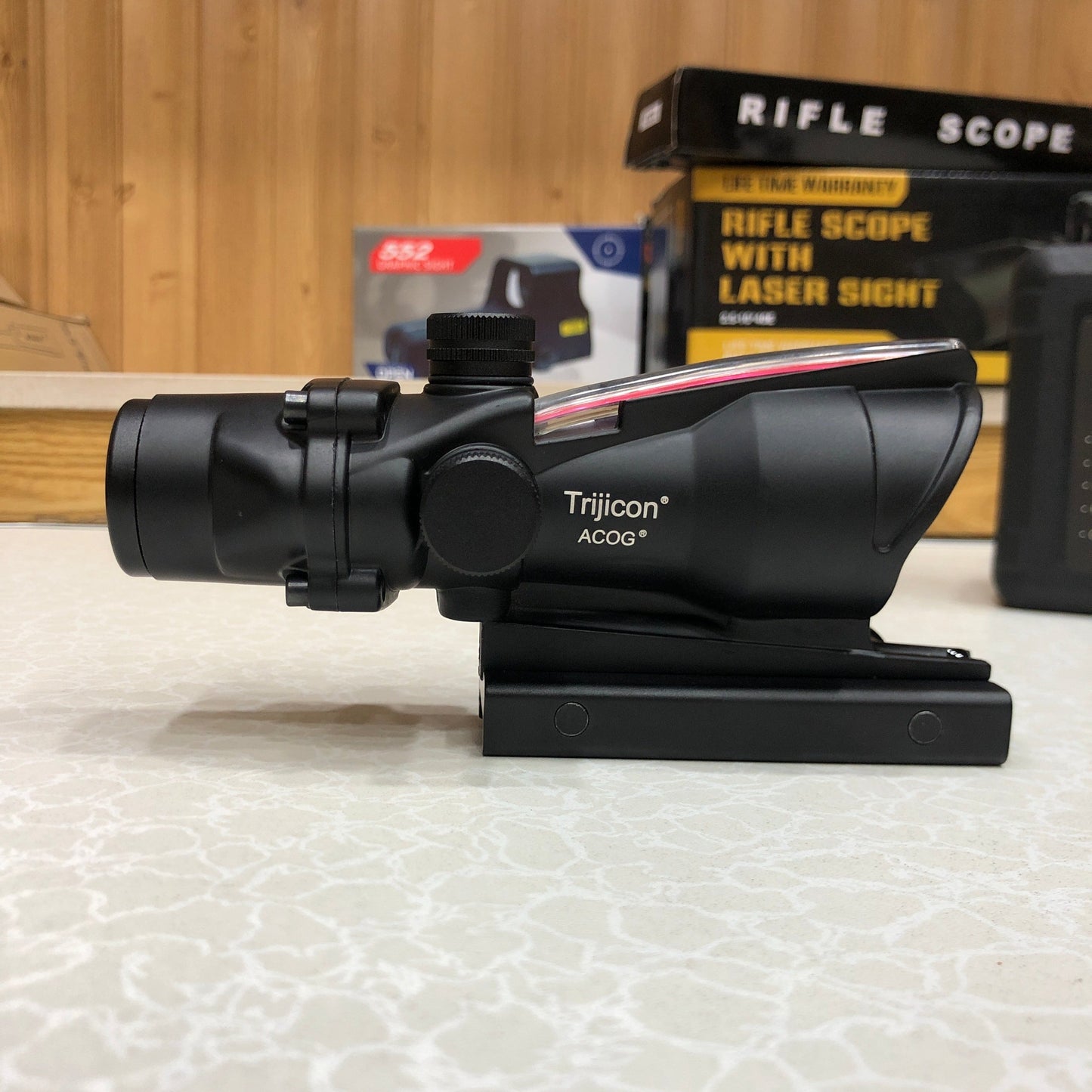 ACOG 4X32 Scope Red