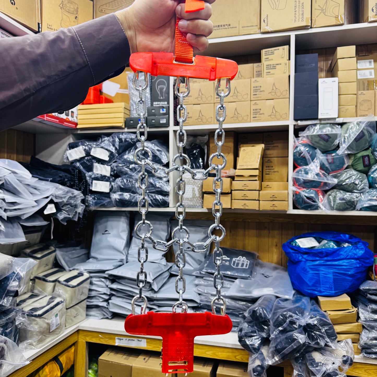 8Pcs Stainless Steel Anti-Slip/Anti-Skid Snow Chains For Car Tyres