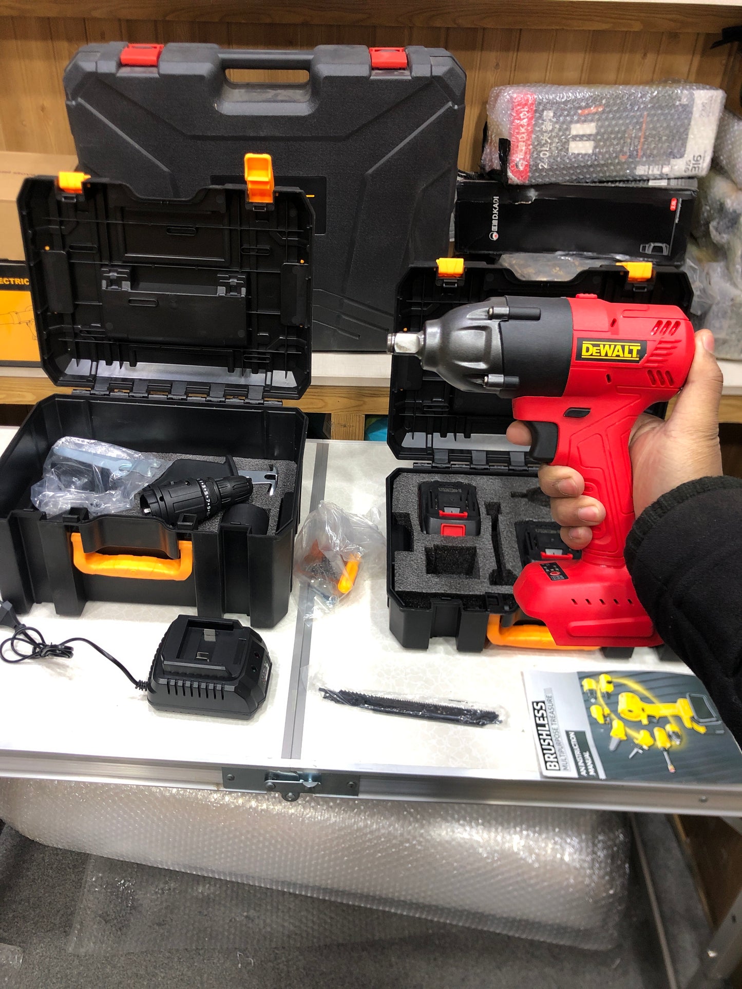 DeWalt 5 in 1 High Powered Multifunctional Tool Kit