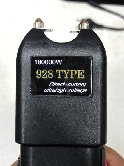 ELECTROSHOCK TASER SELF DEFENSE + FLASHLIGHT 928